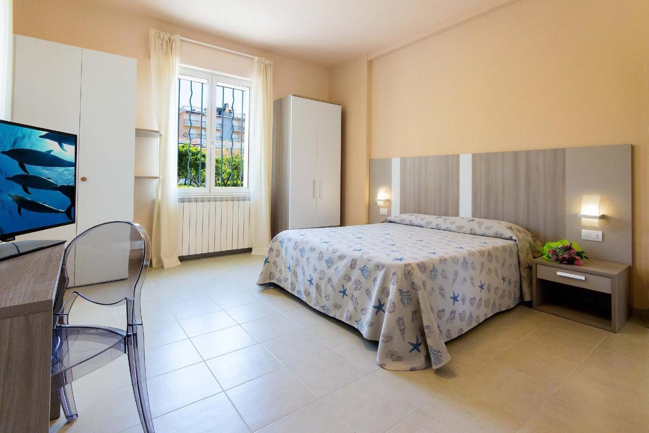 Hotel Villa San Giuseppe サン・バルトロメーオ・アル・マーレ エクステリア 写真