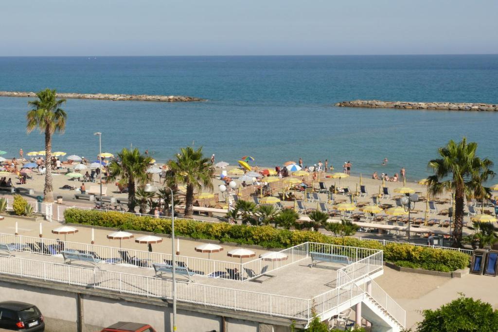 Hotel Villa San Giuseppe サン・バルトロメーオ・アル・マーレ エクステリア 写真