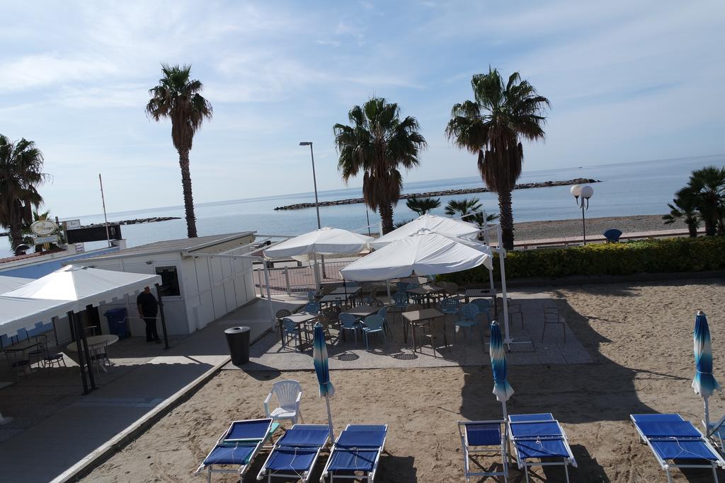 Hotel Villa San Giuseppe サン・バルトロメーオ・アル・マーレ エクステリア 写真