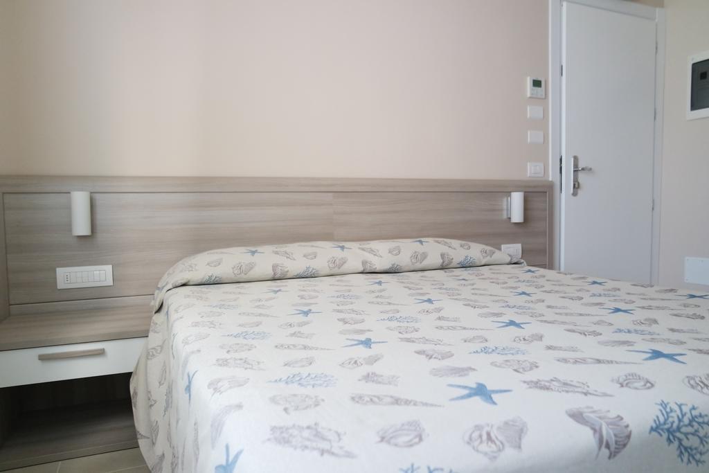 Hotel Villa San Giuseppe サン・バルトロメーオ・アル・マーレ エクステリア 写真